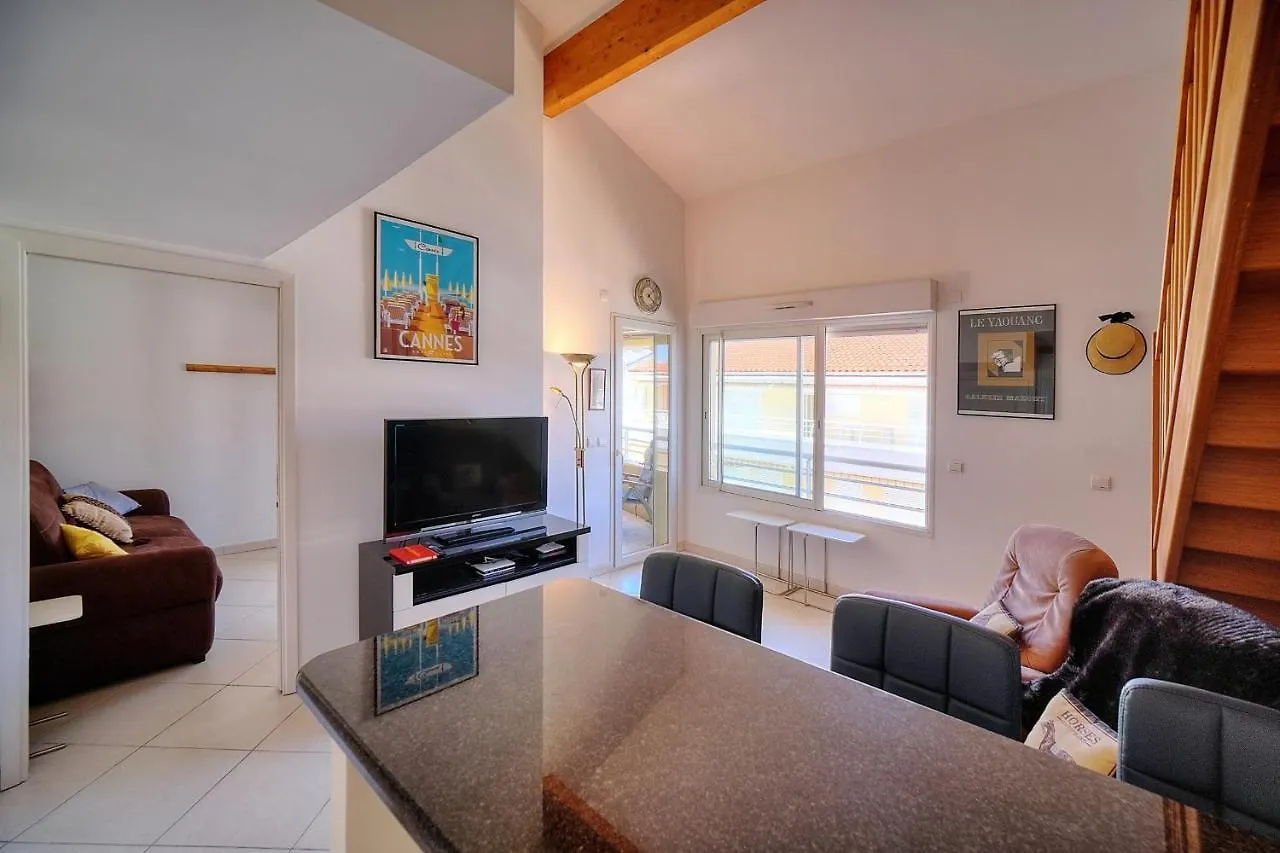 Ref 1766 - Cannes Center - Apartment For Rent